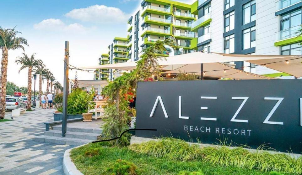 Apartament Rebeca Lux By Alezzi Beach Resort Нэводари Экстерьер фото
