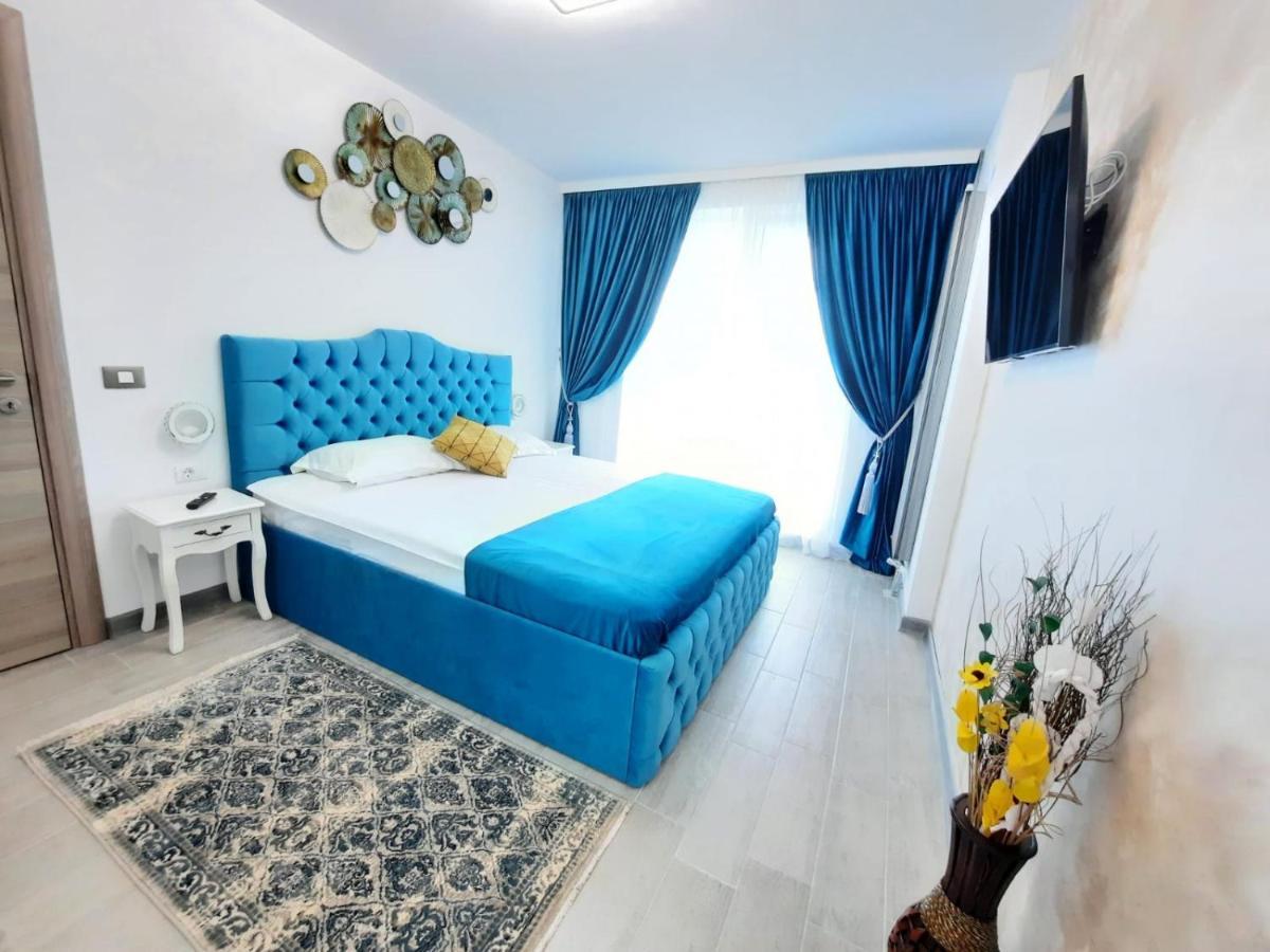 Apartament Rebeca Lux By Alezzi Beach Resort Нэводари Экстерьер фото